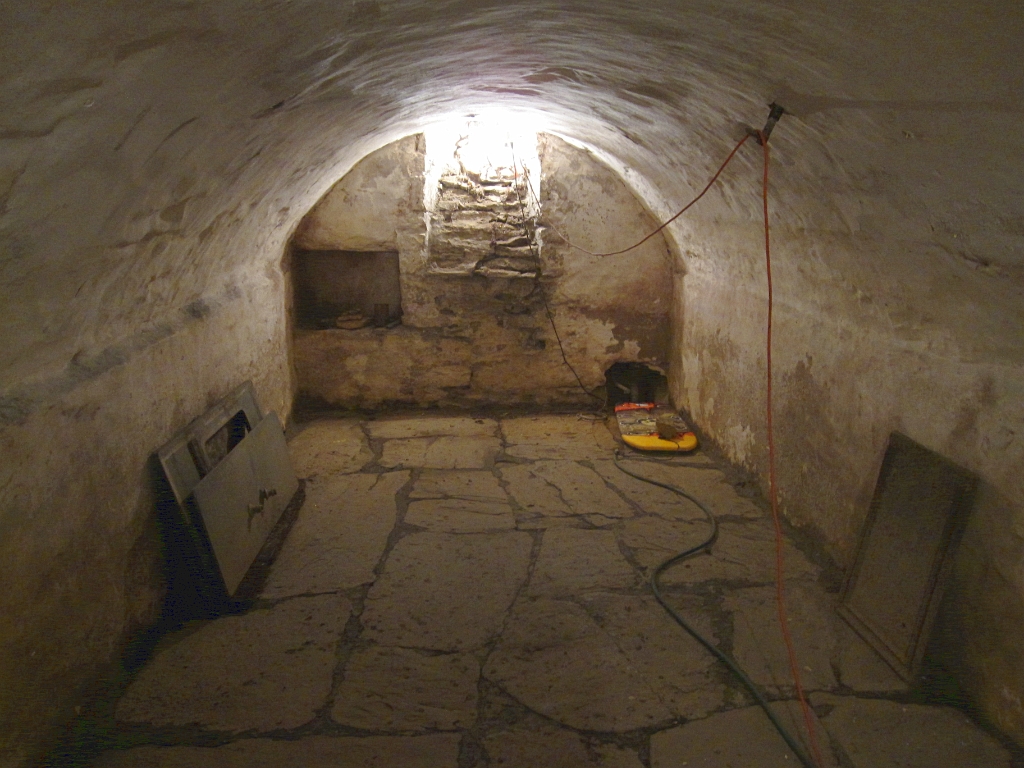 135a